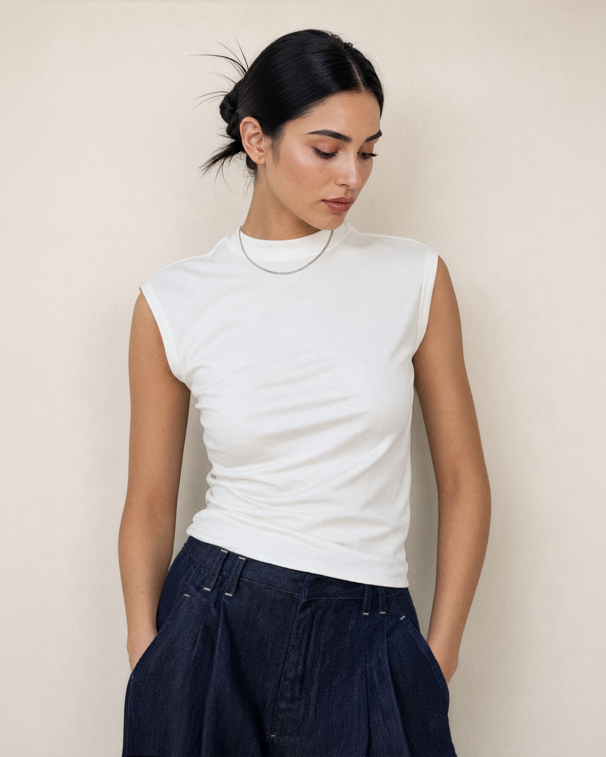 TWISTED TEE