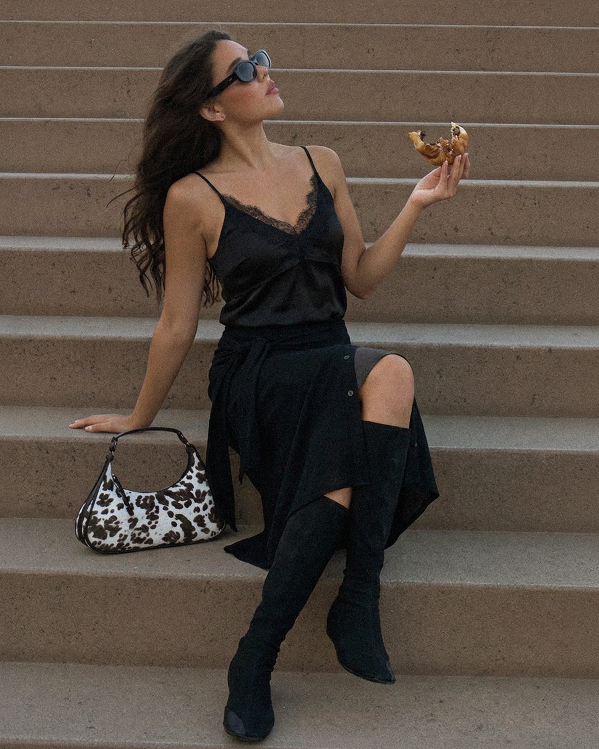 HOLLOW LAYERED LACE TOP