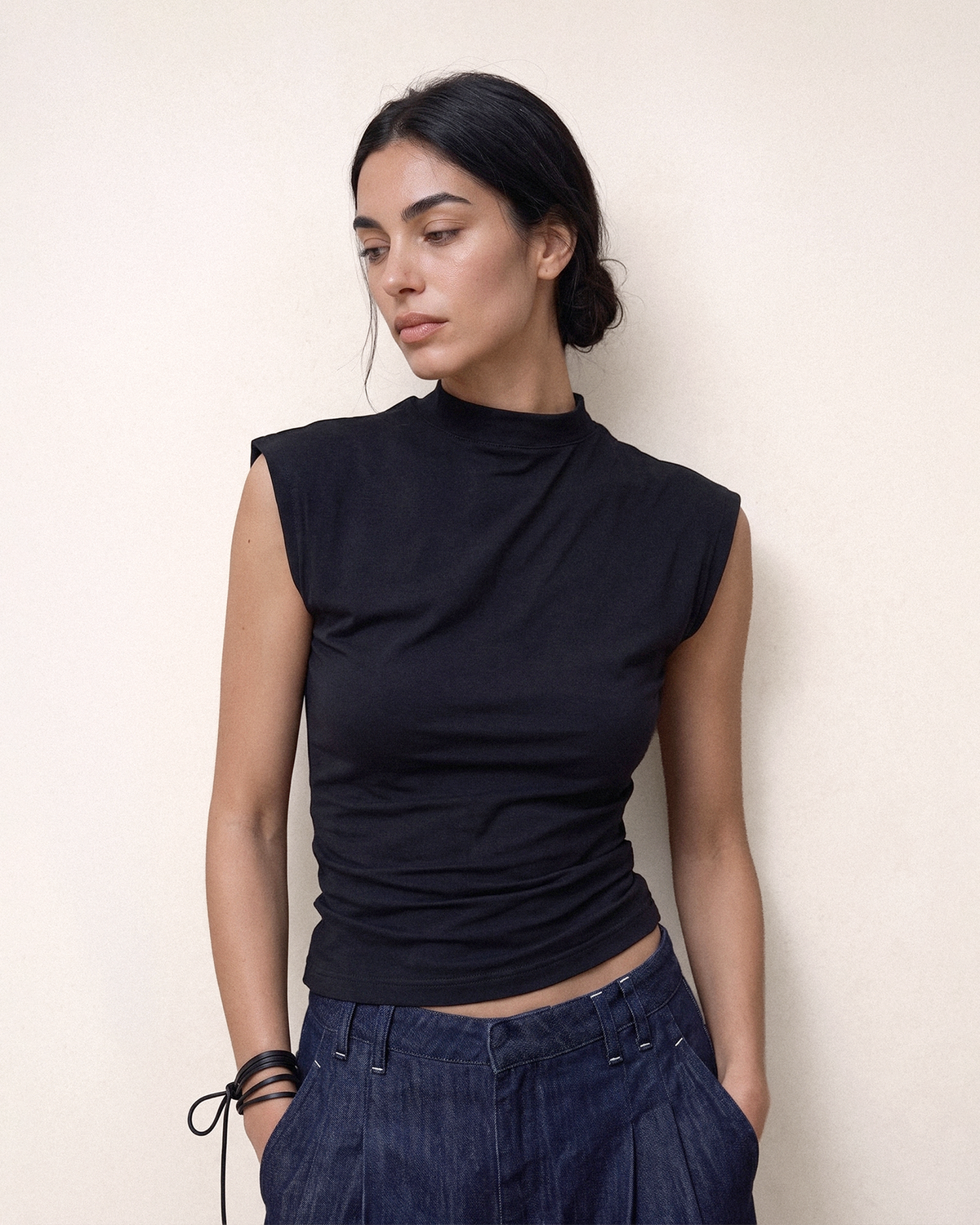 TWISTED TEE
