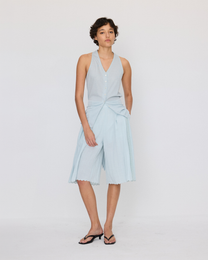 TWIST-BACK BUTTON-FRONT TANK TOP