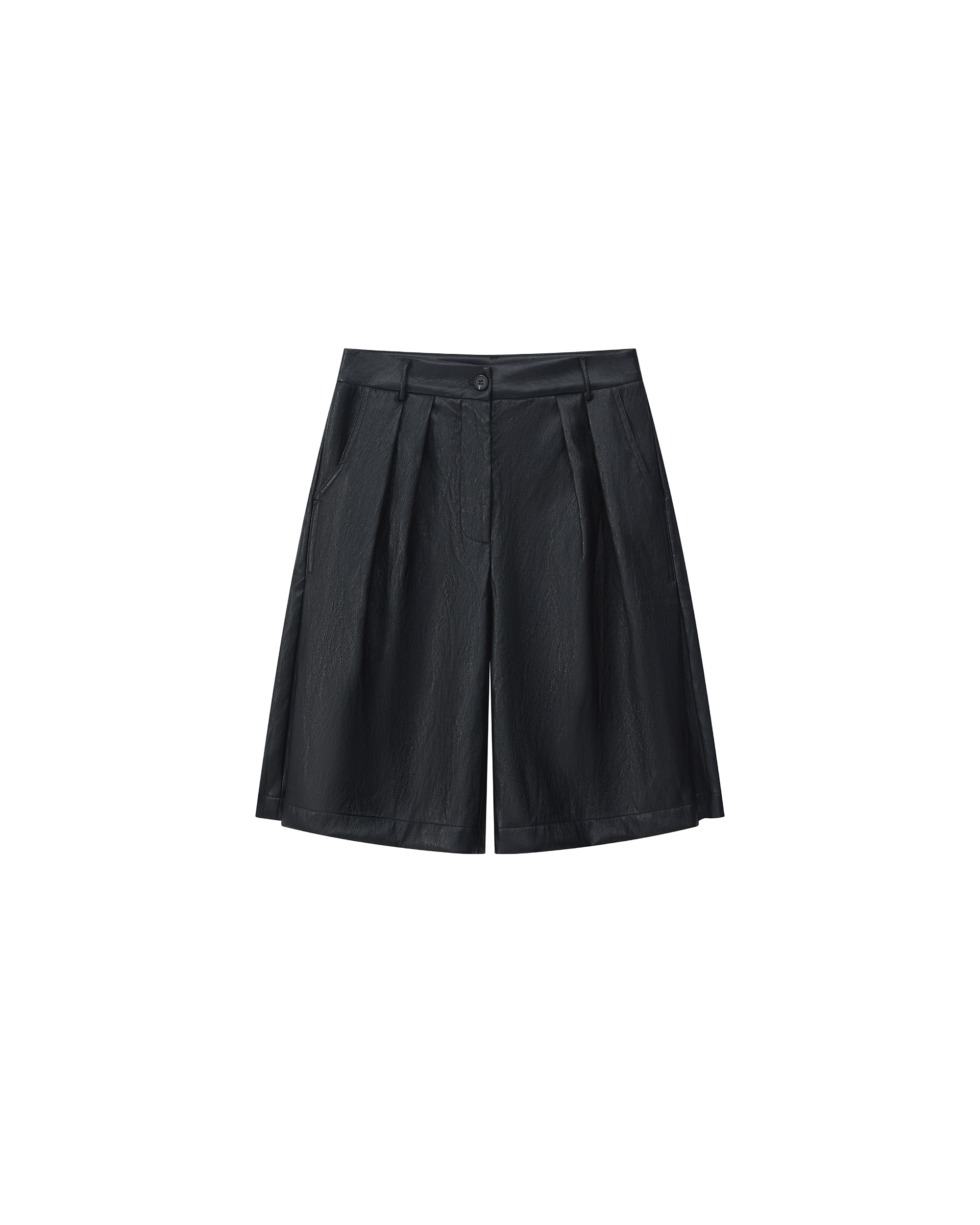 PLEATED FAUX LEATHER SHORTS