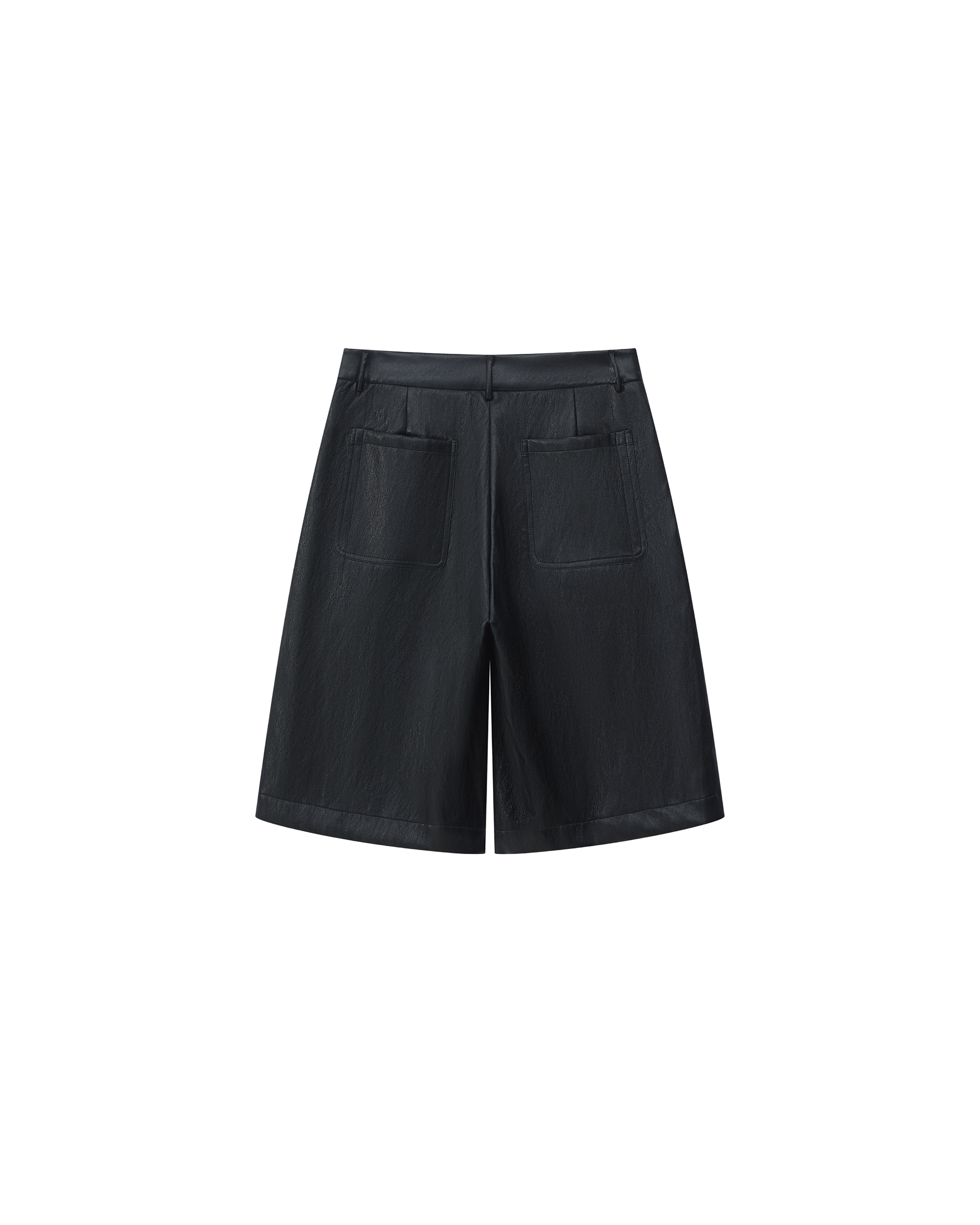PLEATED FAUX LEATHER SHORTS