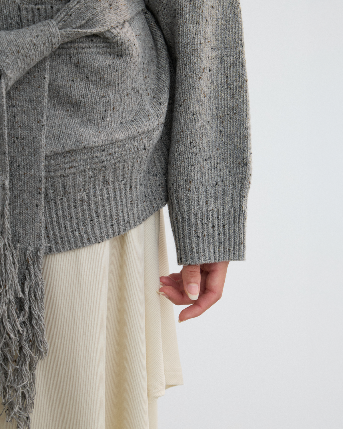 SLOUCHY FRINGED CARDIGAN