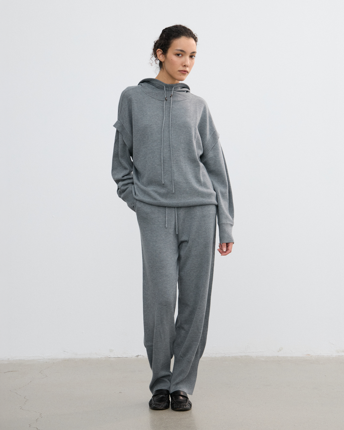 WOOL SILK HOODIE