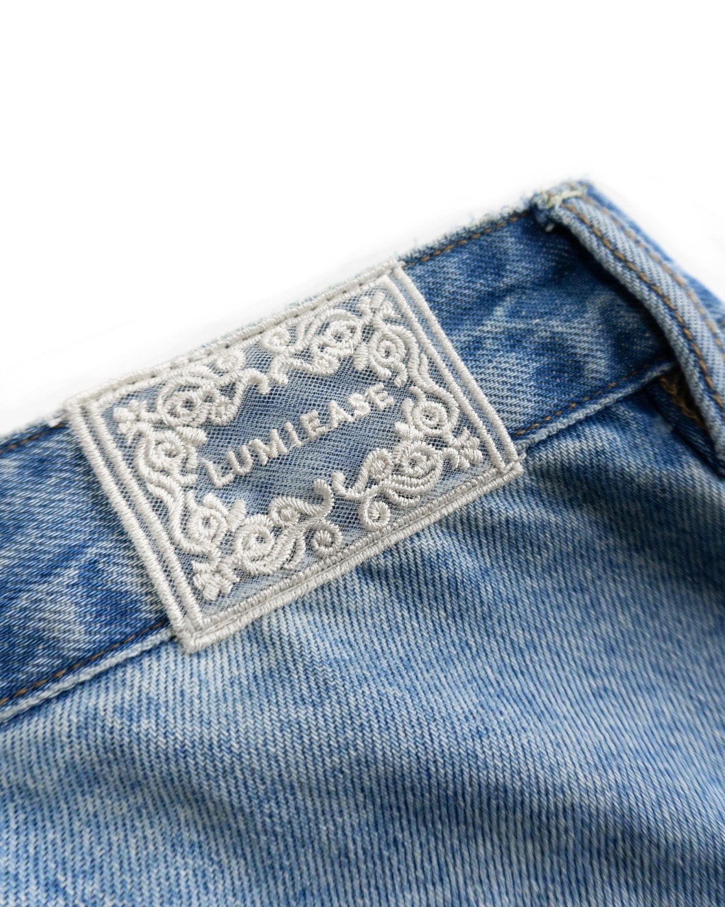 RELAX PLEATED JEANS