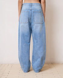 RELAX PLEATED JEANS