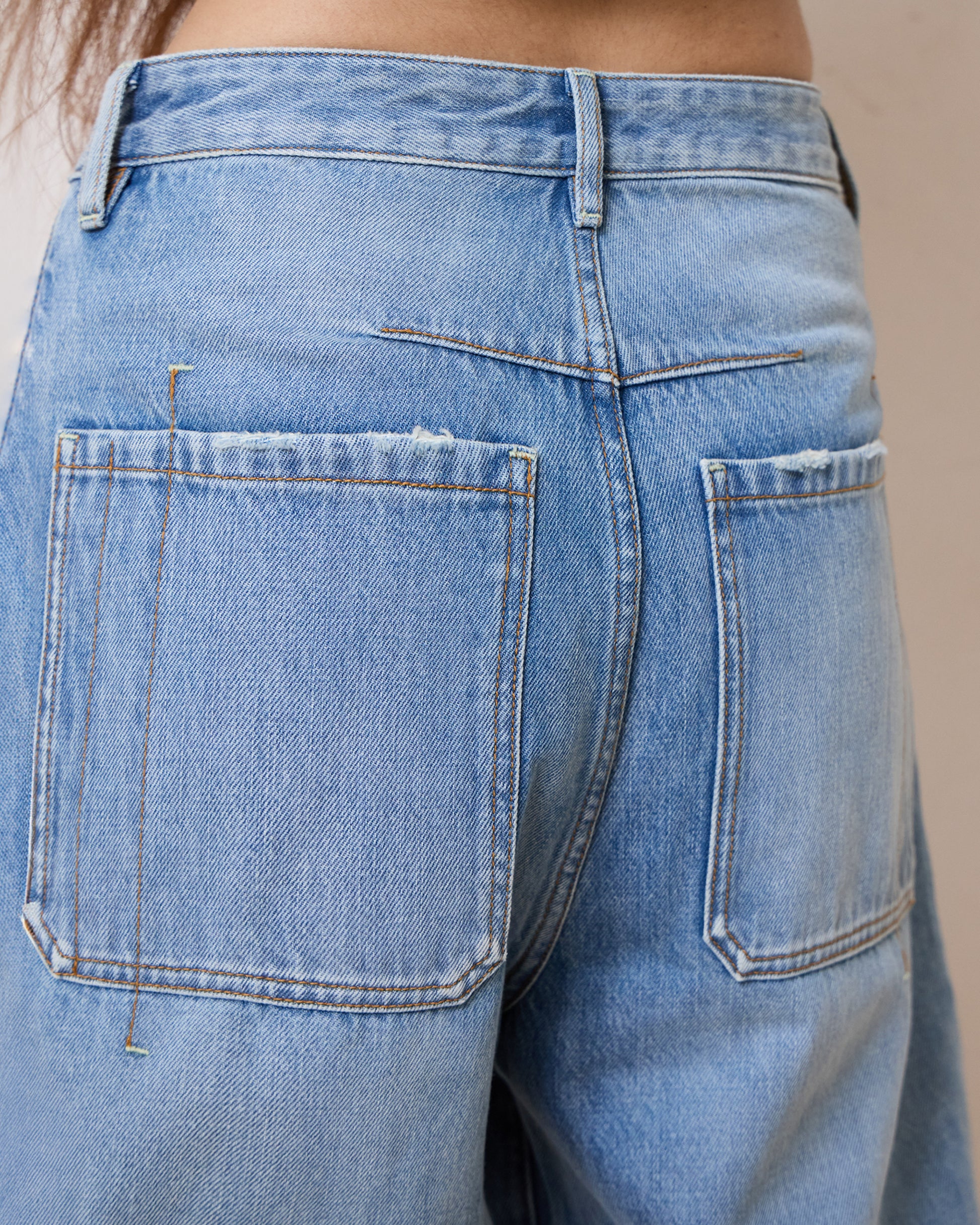 RELAX PLEATED JEANS