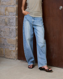 RELAX PLEATED JEANS