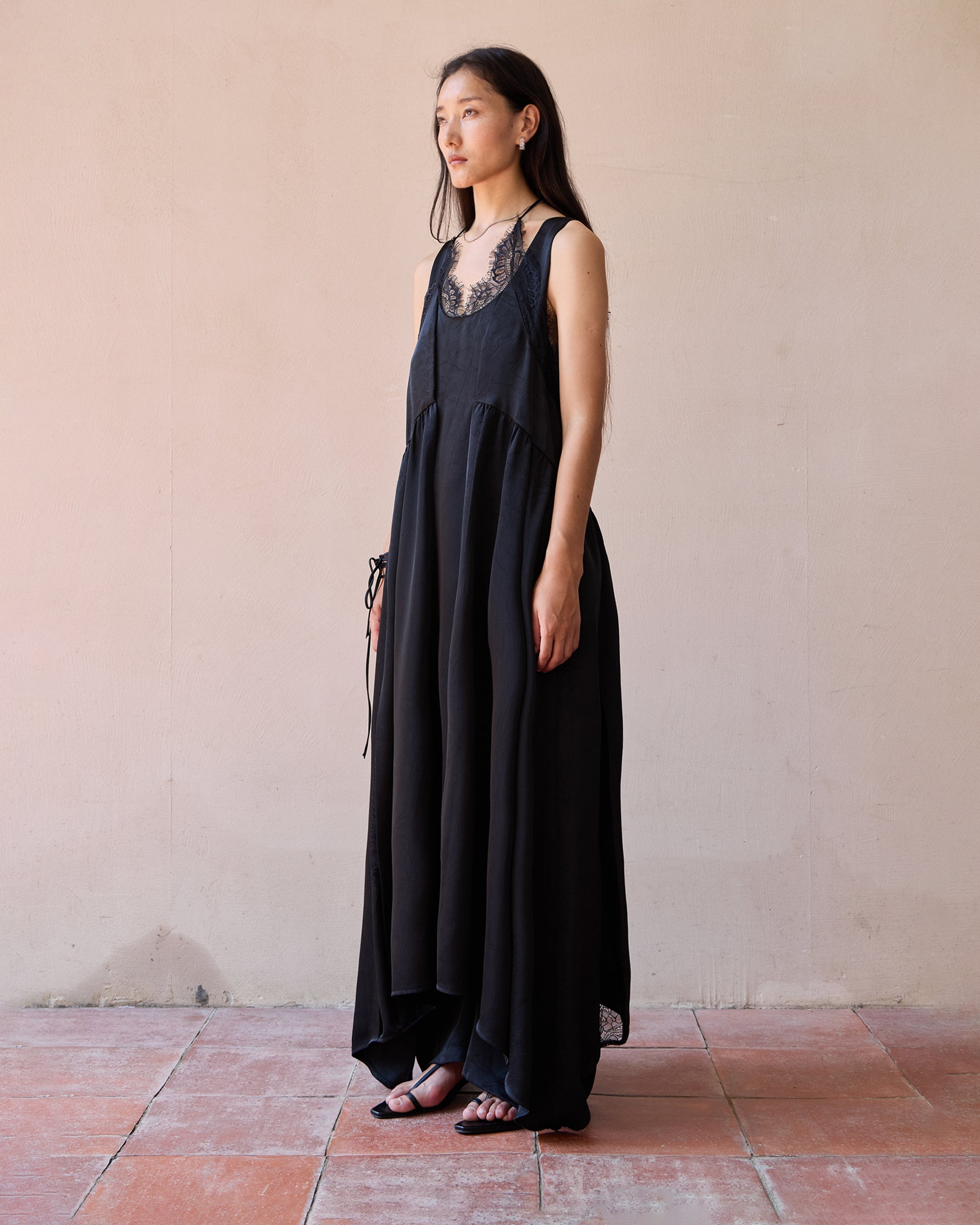 LACE LAYERED FLARE DRESS