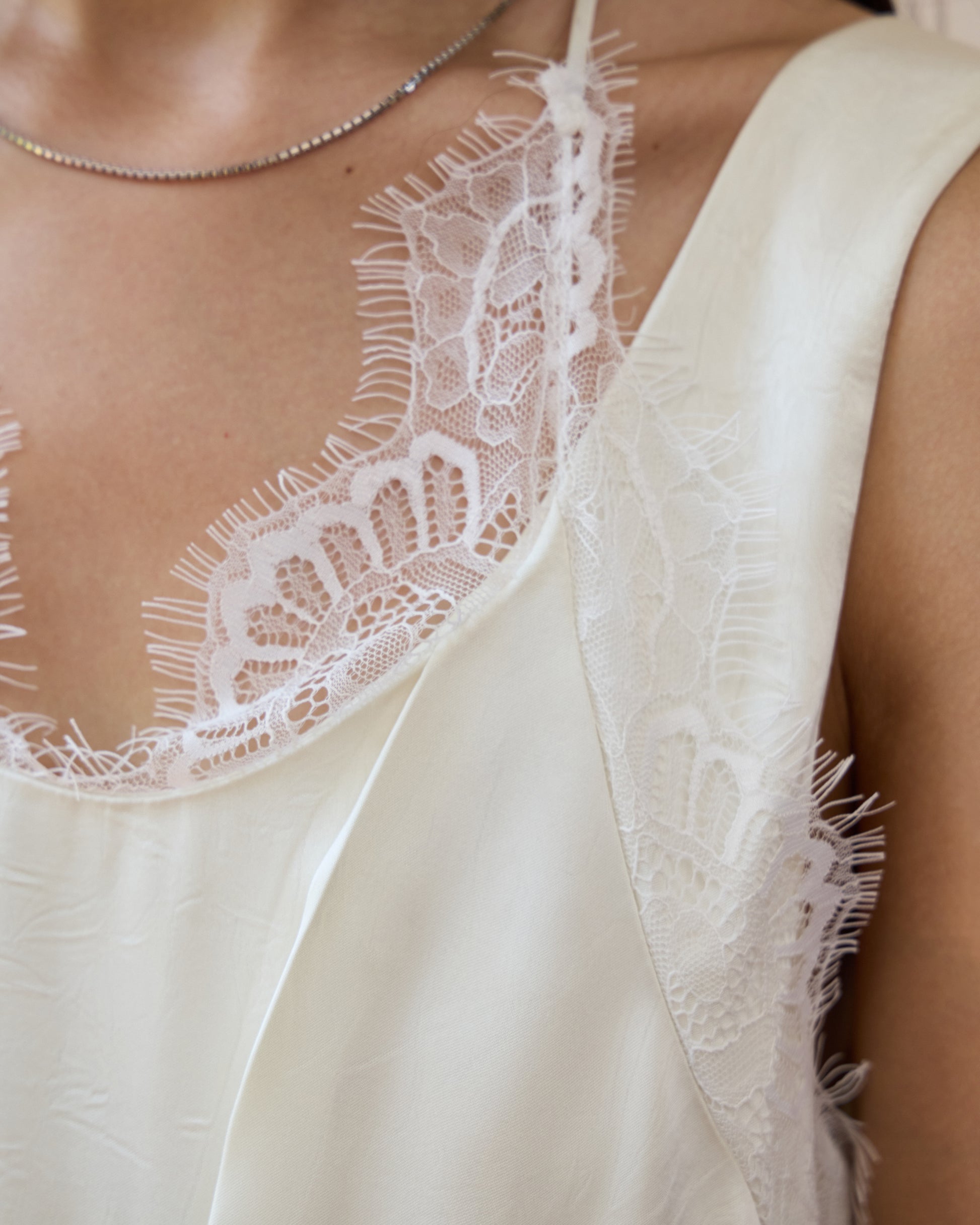 LACE LAYERED FLARE DRESS