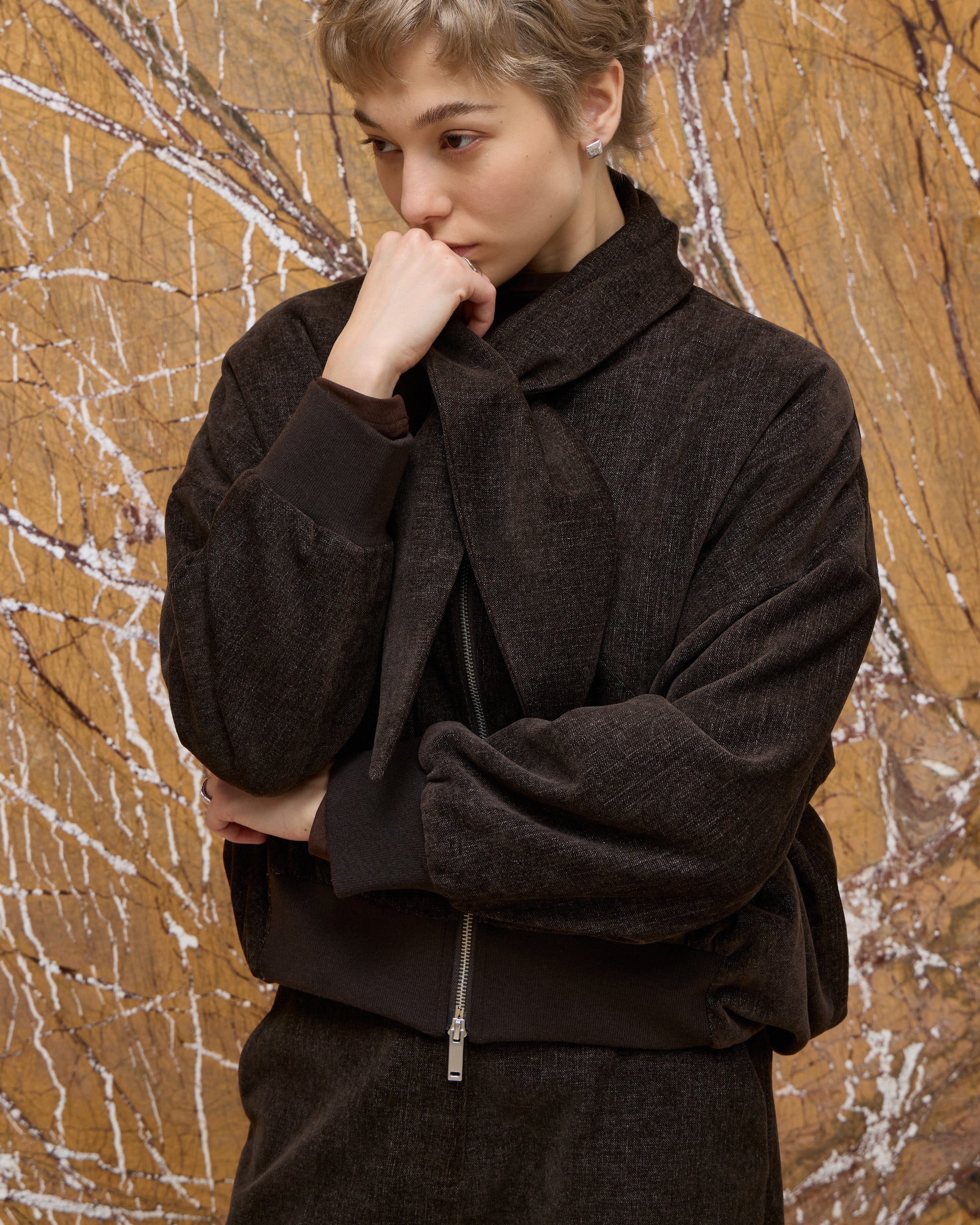 TIE-NECK PADDED JACKET