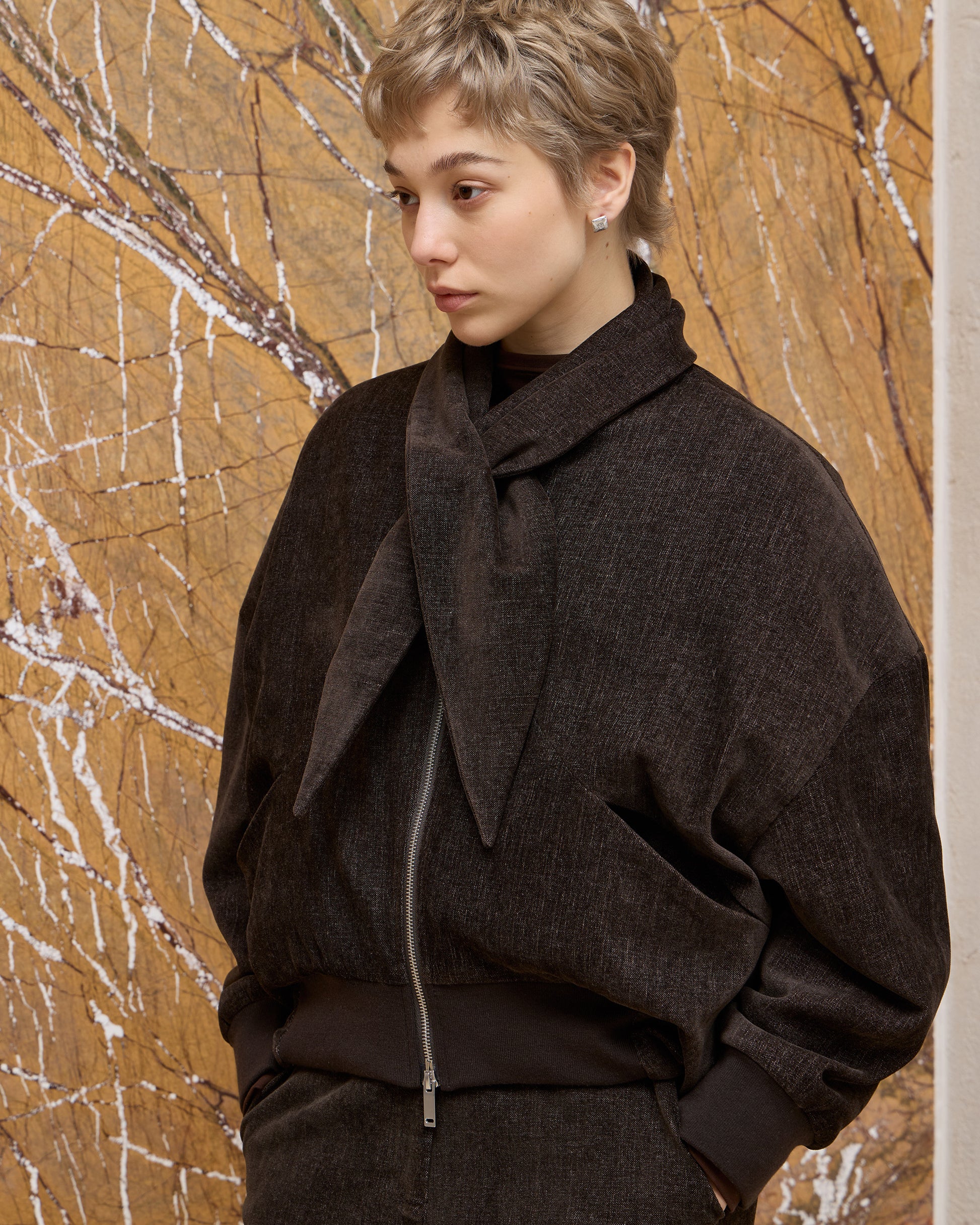 TIE-NECK PADDED JACKET