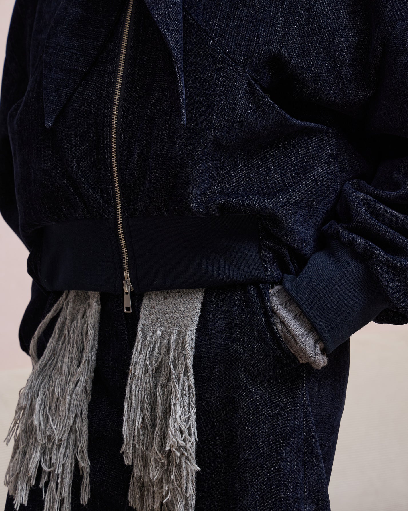 TIE-NECK PADDED JACKET