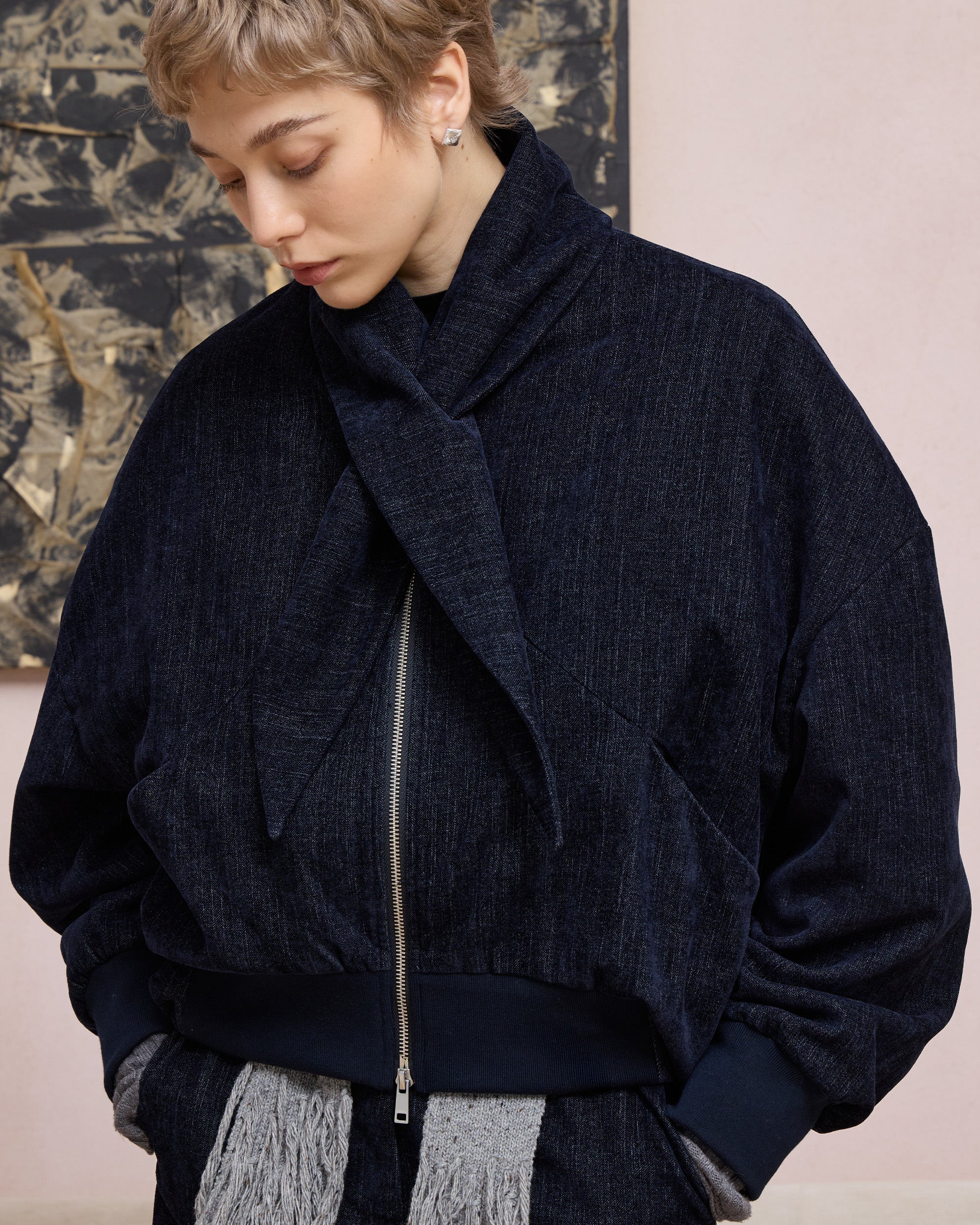 TIE-NECK PADDED JACKET