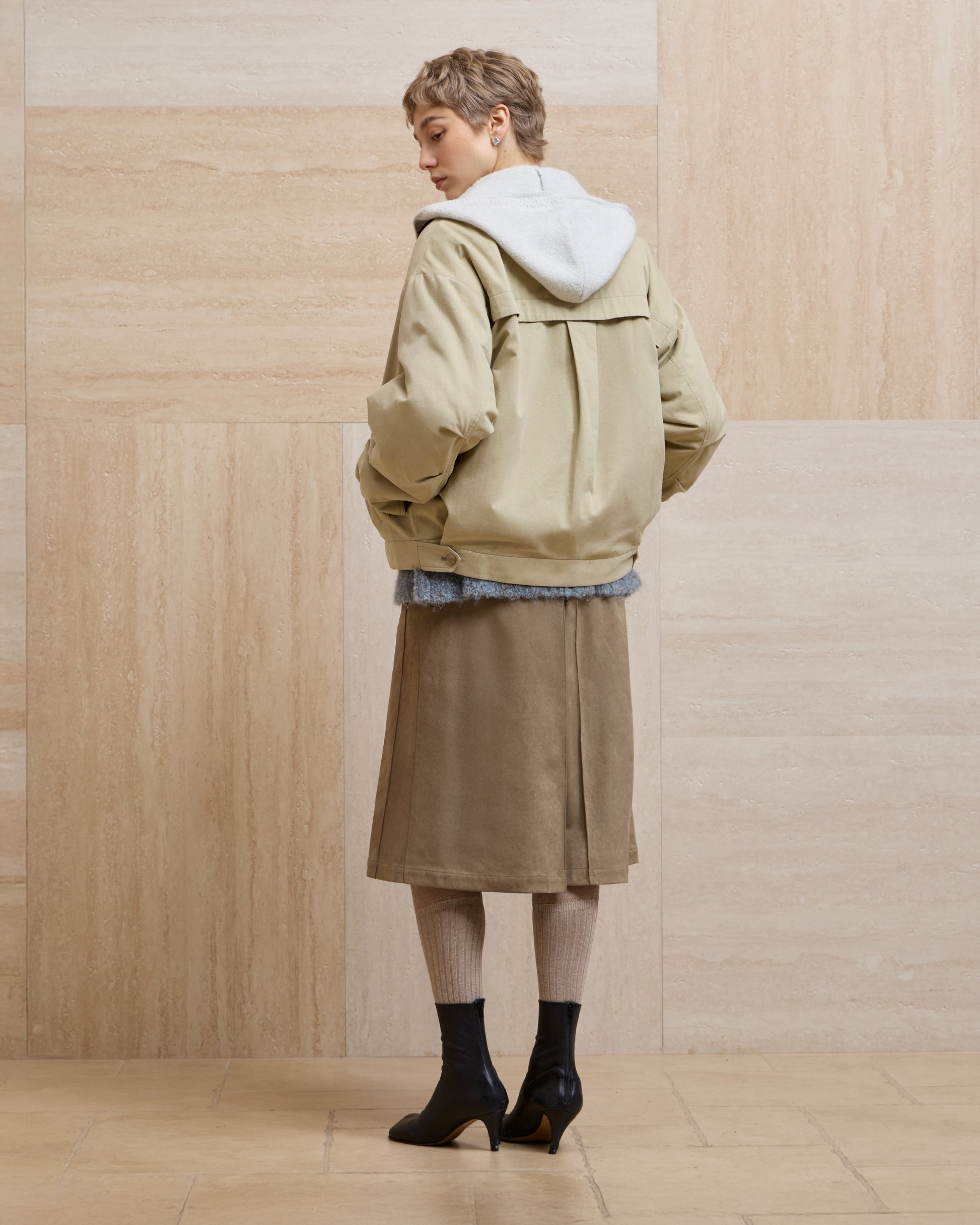 COLOR-BLOCKED PADDED WORK JACKET