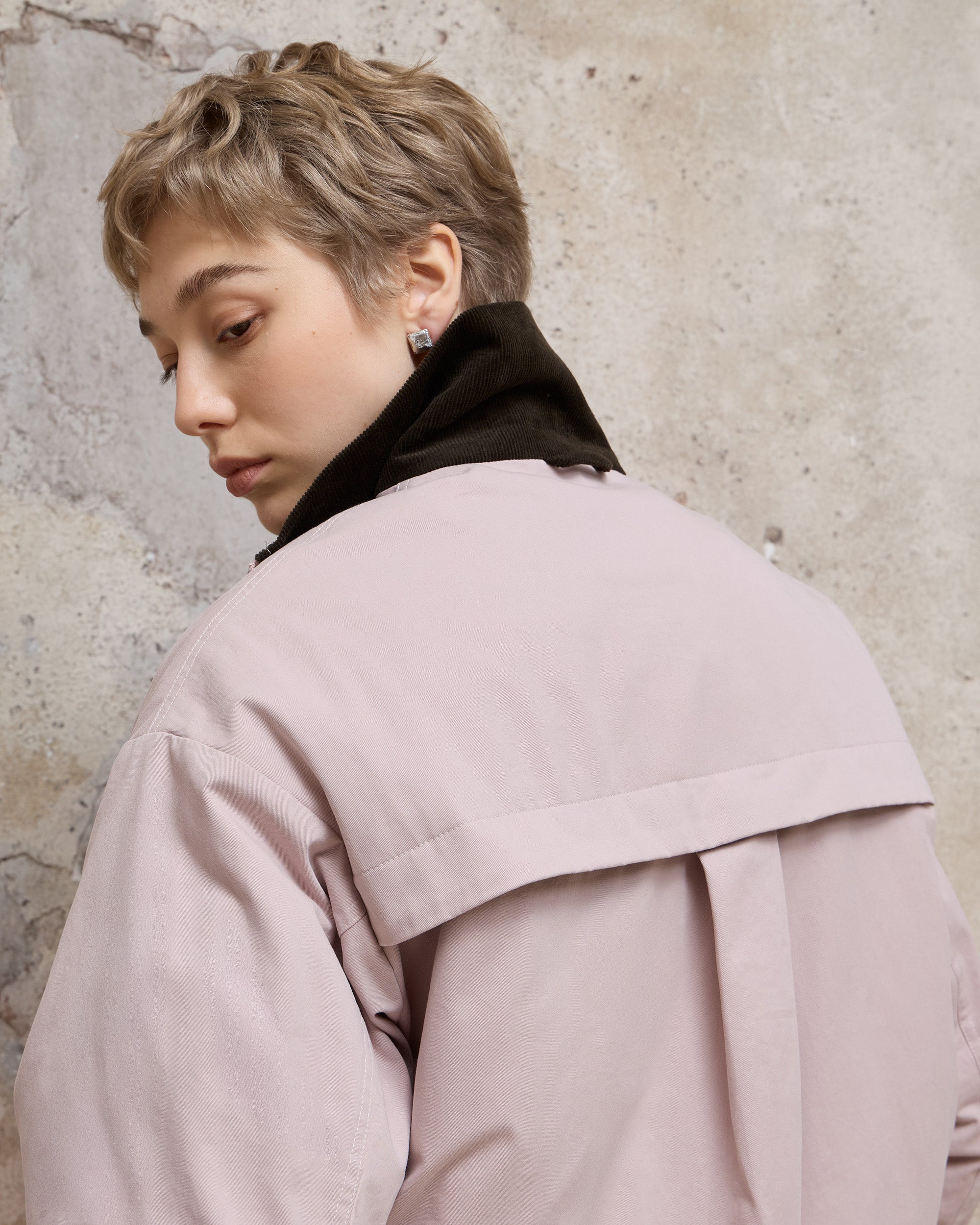 COLOR-BLOCKED PADDED WORK JACKET