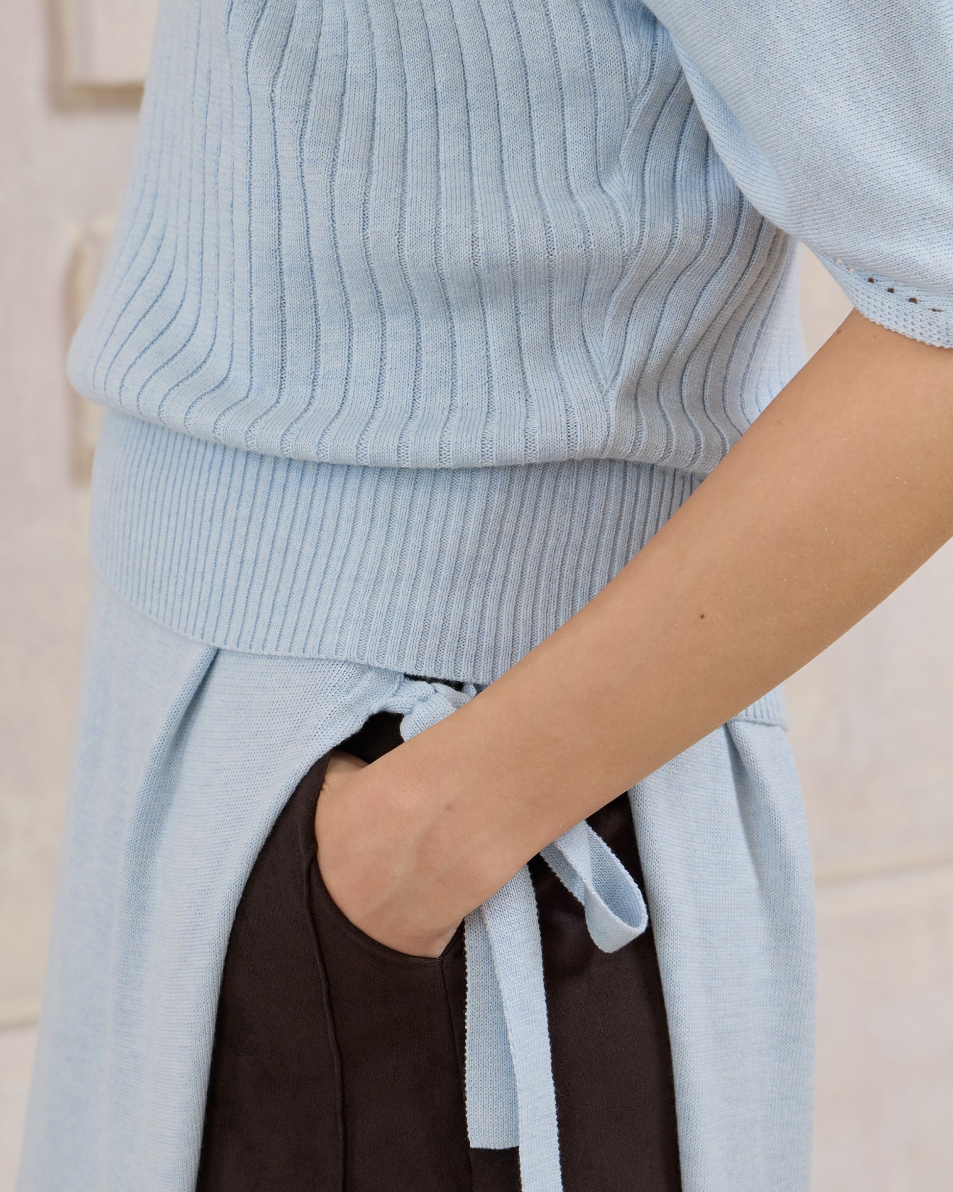 DOUBLE-LAYER DRAPED TIE DRESS