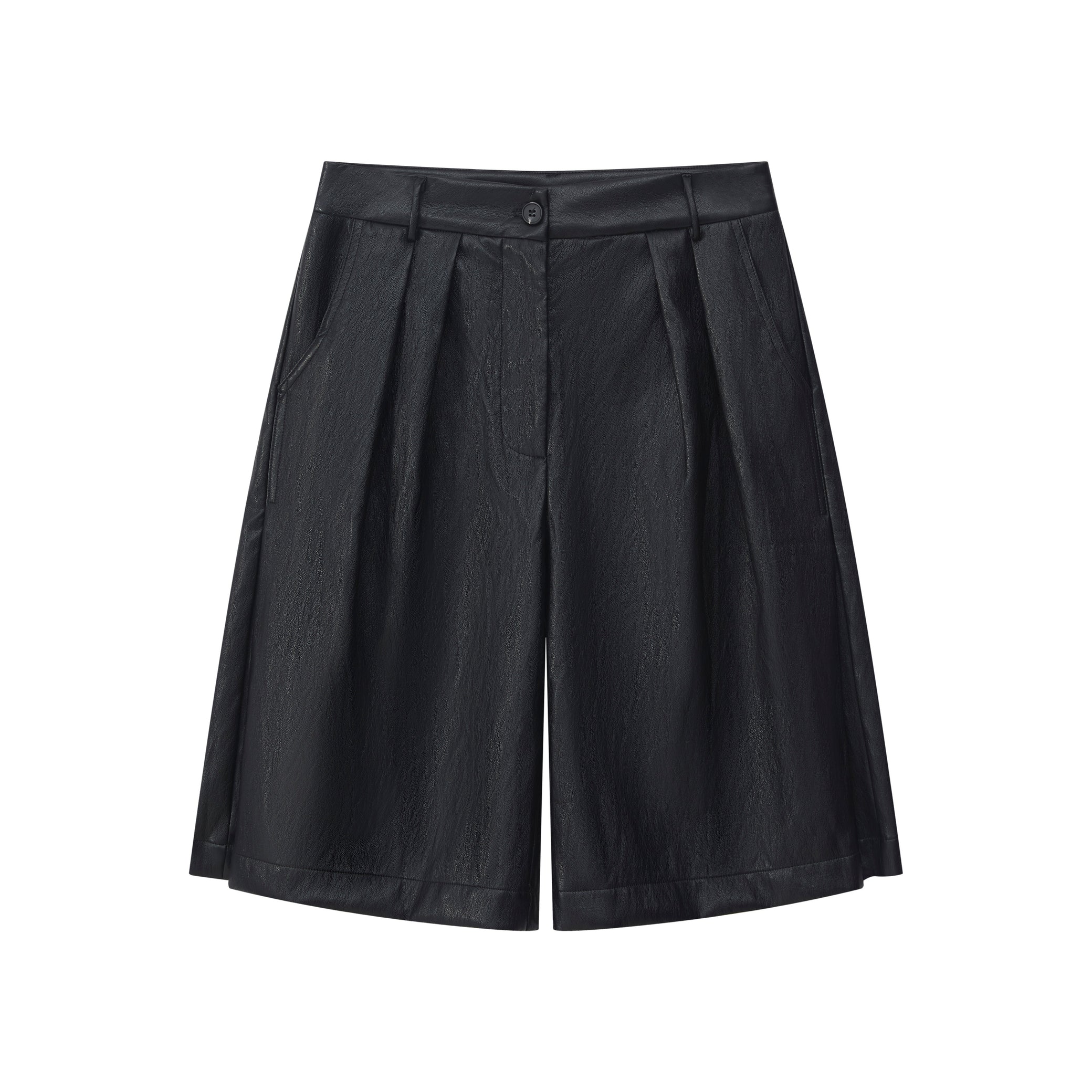 PLEATED FAUX LEATHER SHORTS