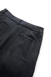 PLEATED FAUX LEATHER SHORTS