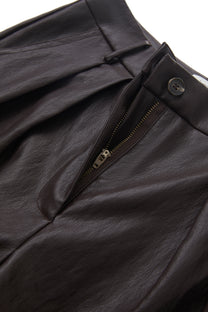 PLEATED FAUX LEATHER SHORTS