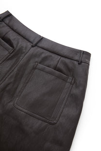 PLEATED FAUX LEATHER SHORTS