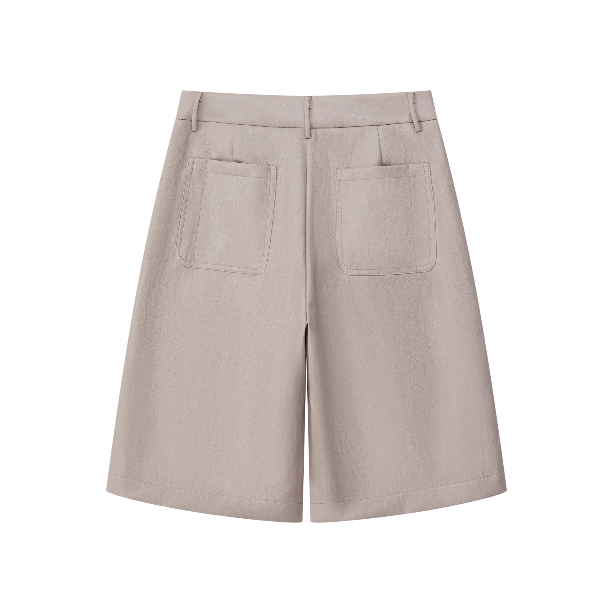 PLEATED FAUX LEATHER SHORTS