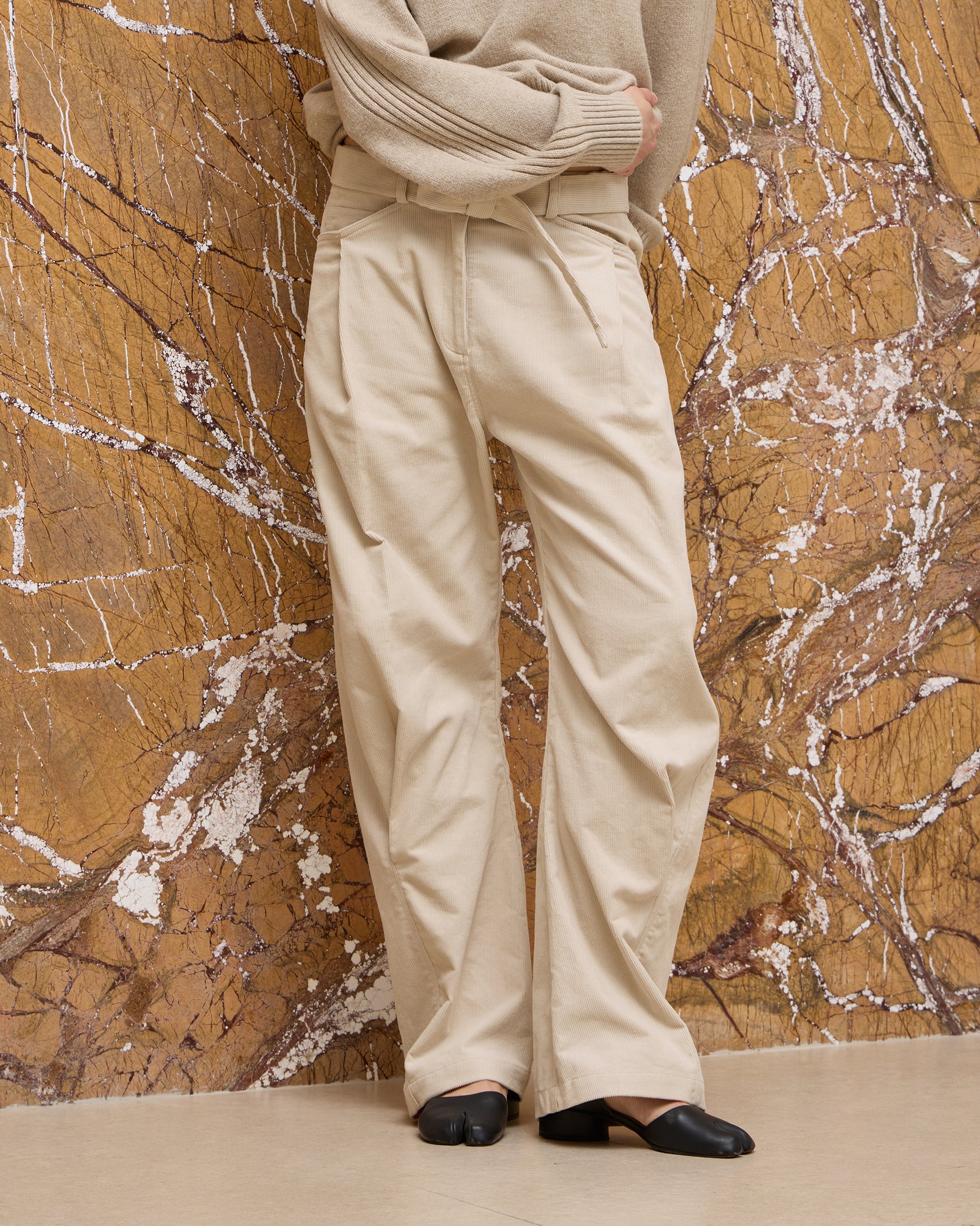 CORDUROY BELT TROUSERS