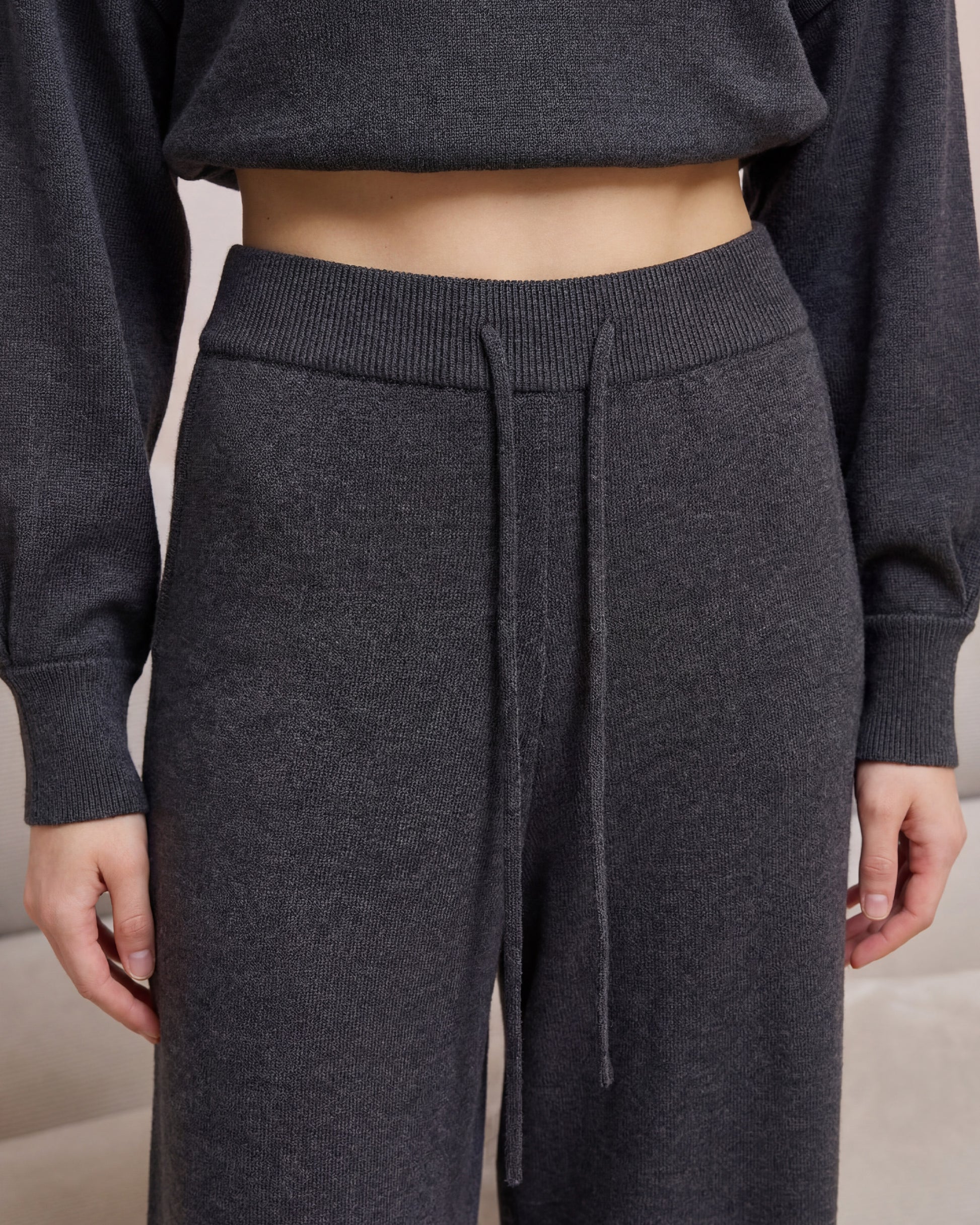 WOOL SILK KNIT JOGGER PANTS