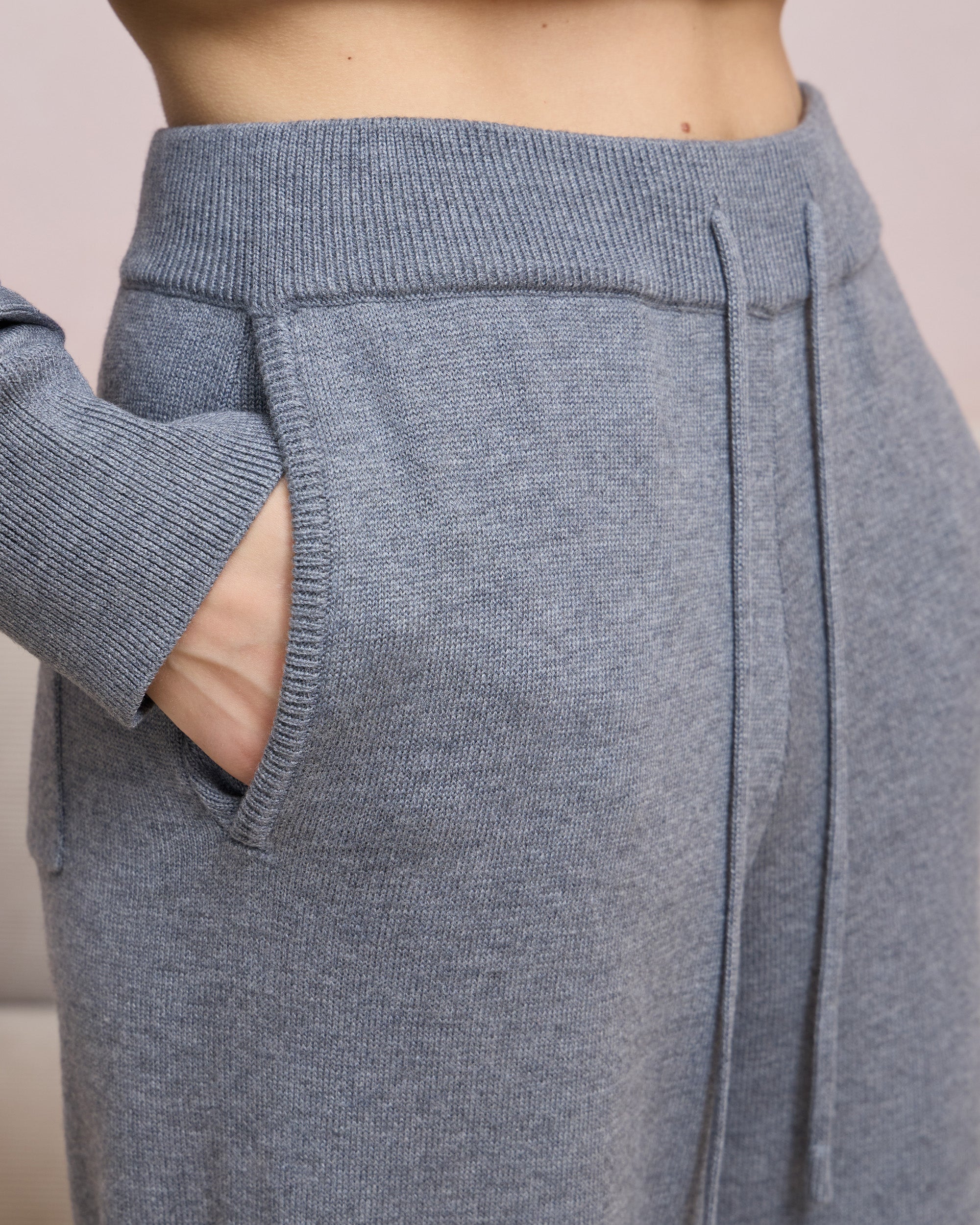 WOOL SILK KNIT JOGGER PANTS