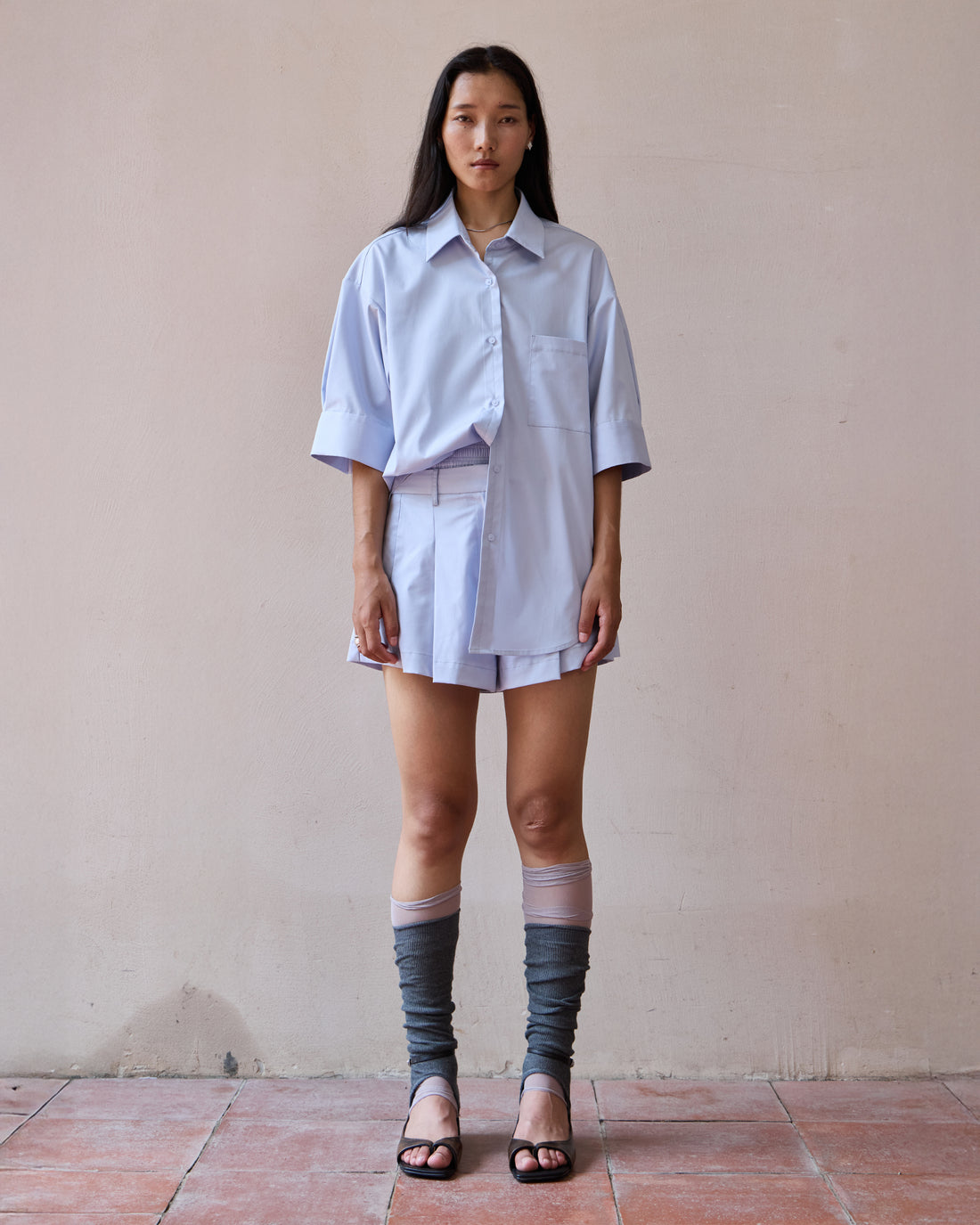 SHAPED ELBOW SLEEVE SHIRT