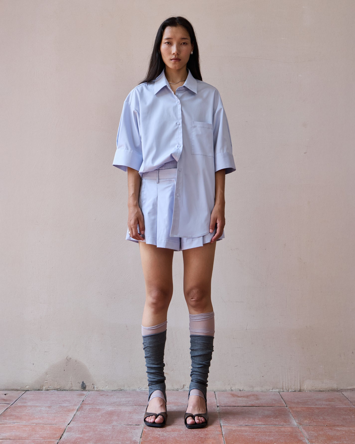SHAPED ELBOW SLEEVE SHIRT