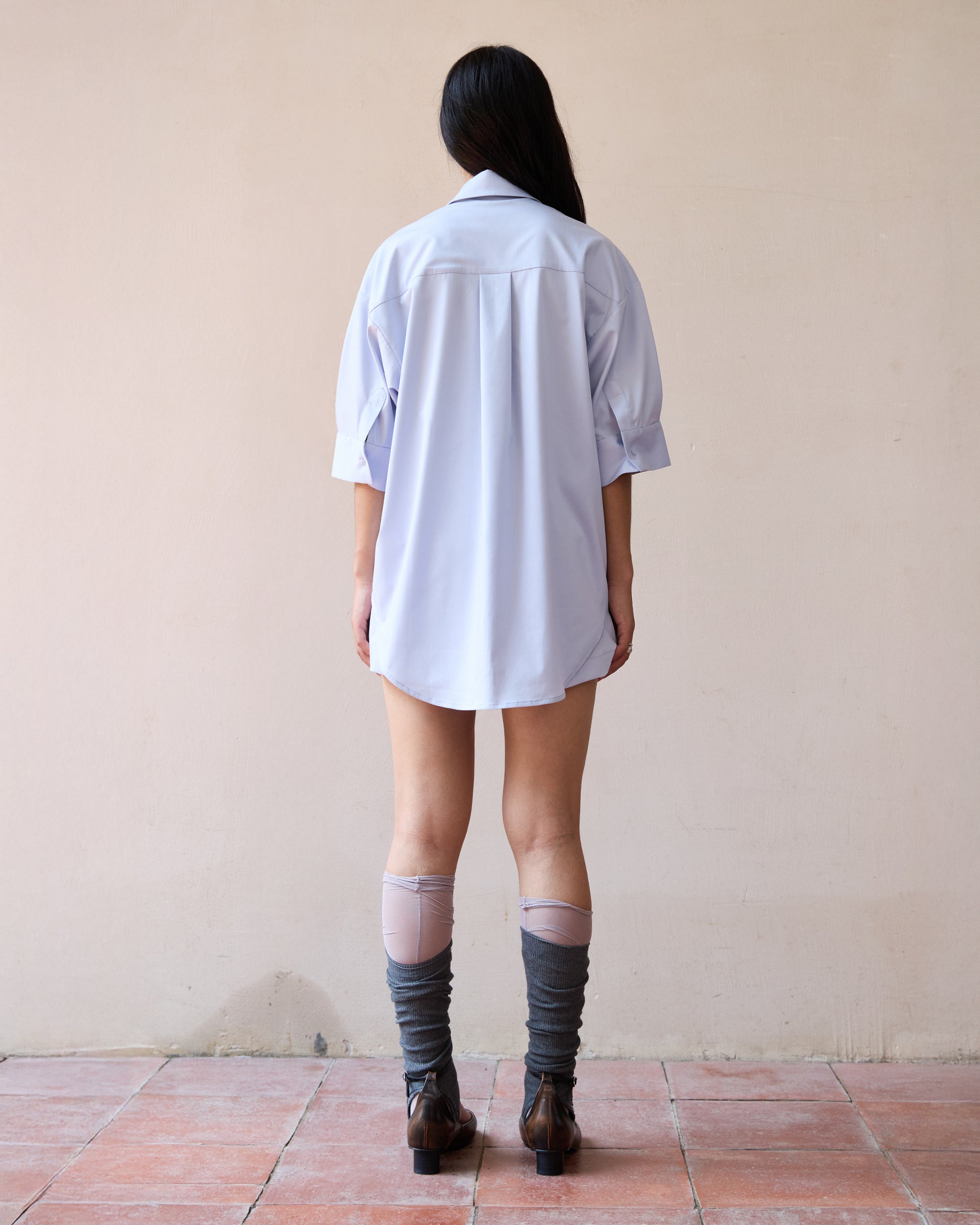 SHAPED ELBOW SLEEVE SHIRT