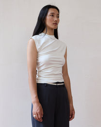 TWISTED TEE
