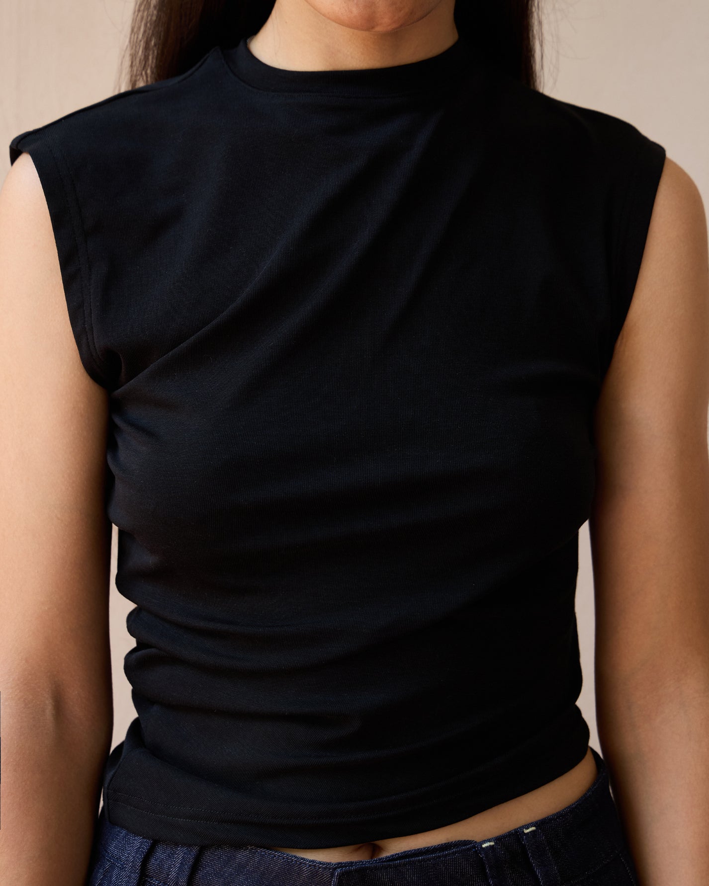 TWISTED TEE