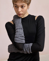 CUT-OUT SHOULDER BASE LAYER