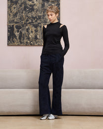 CUT-OUT SHOULDER BASE LAYER