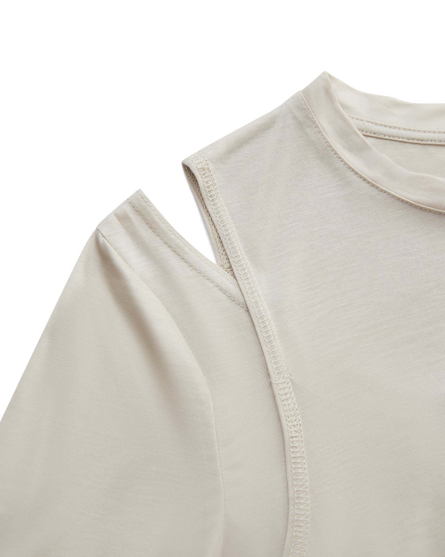 CUT-OUT SHOULDER BASE LAYER