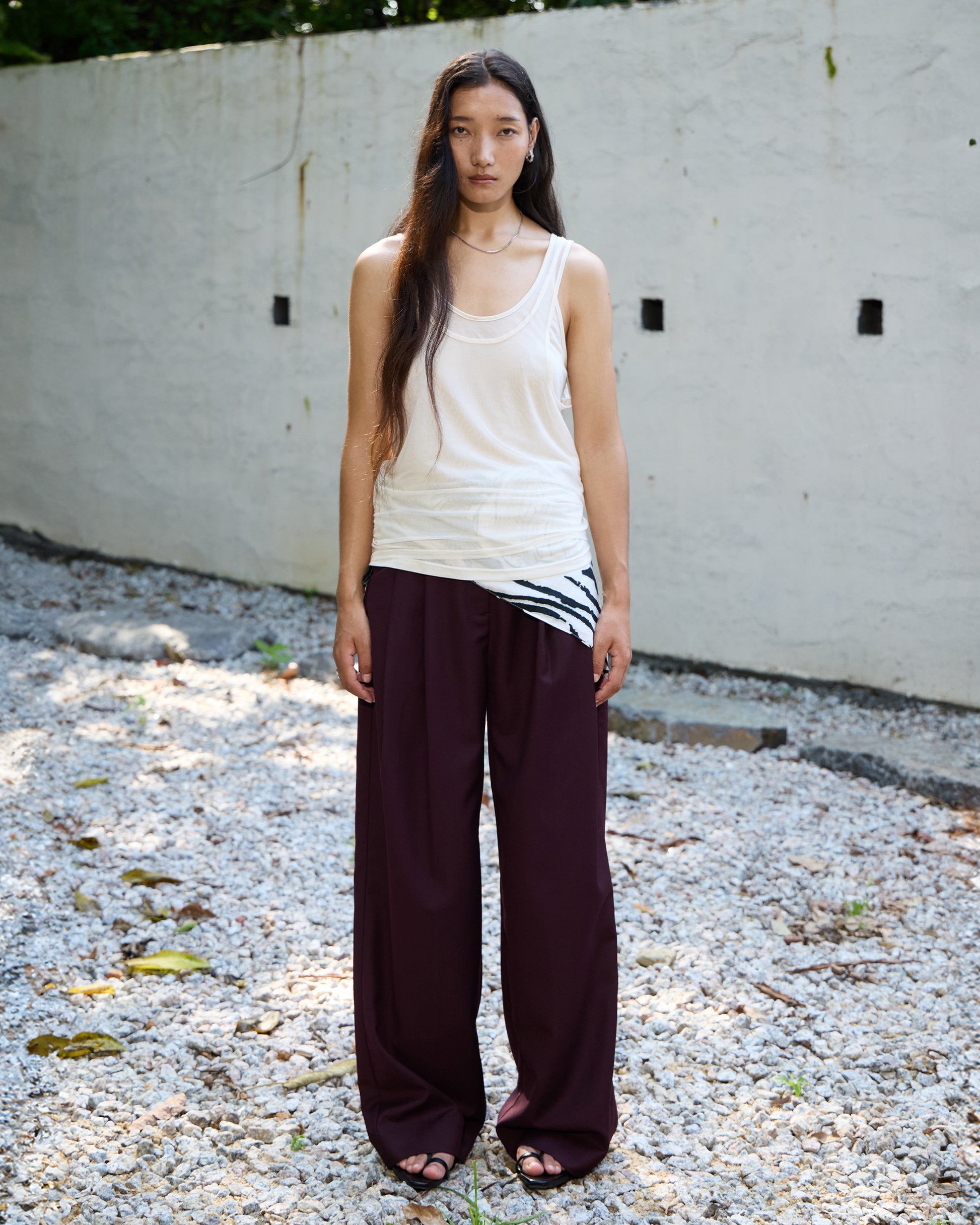LAYERED VIEL TANK