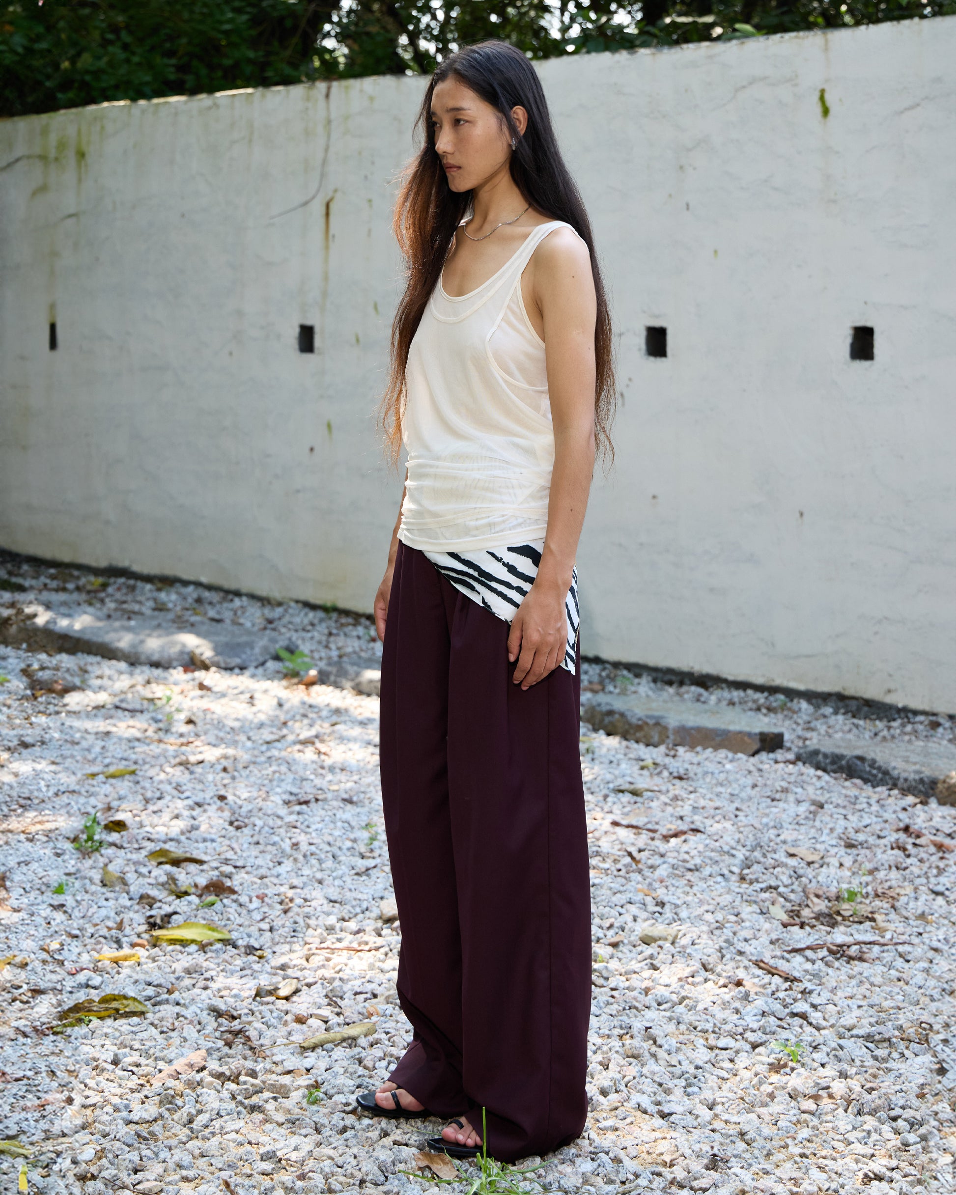 LAYERED VIEL TANK