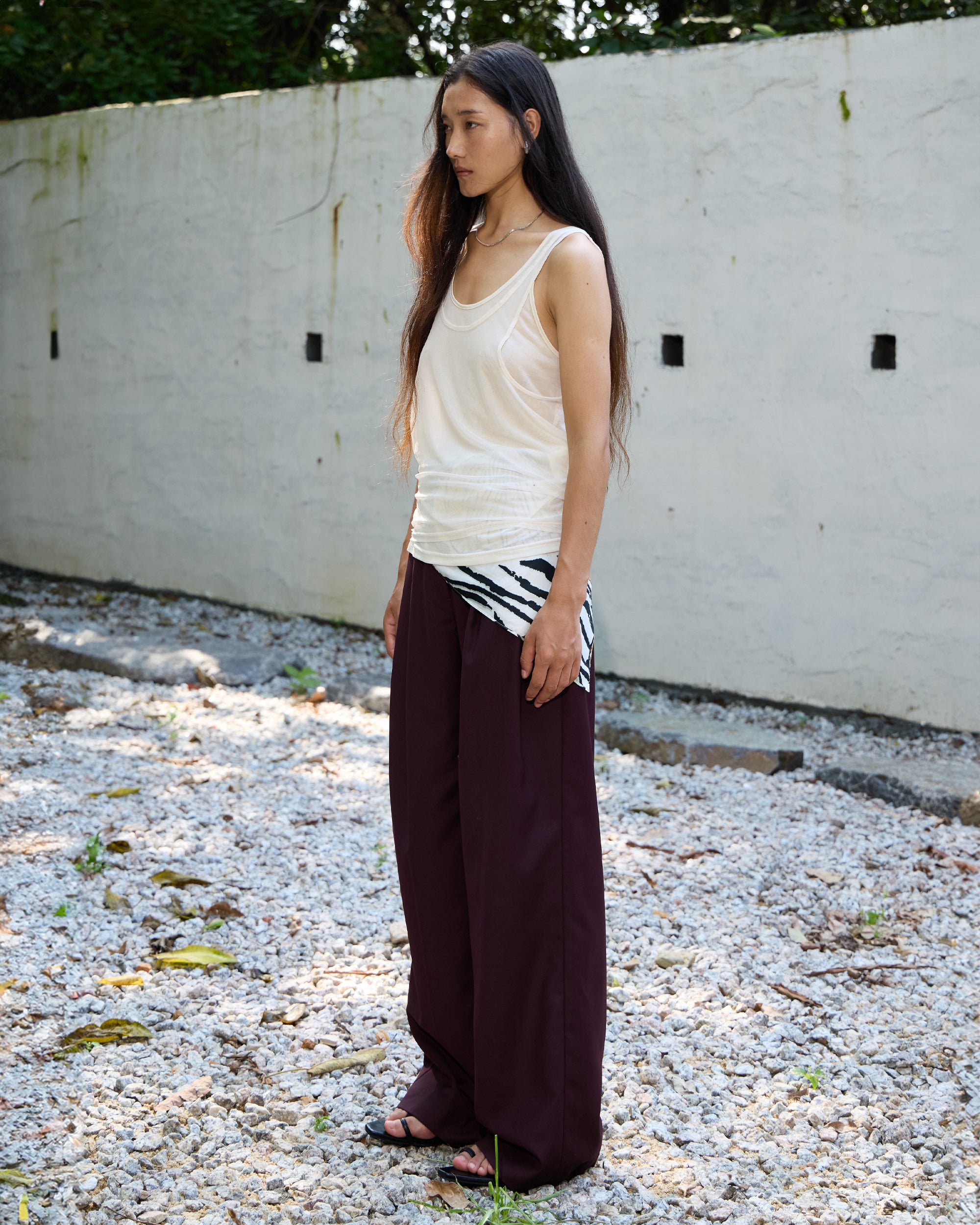 LAYERED VIEL TANK