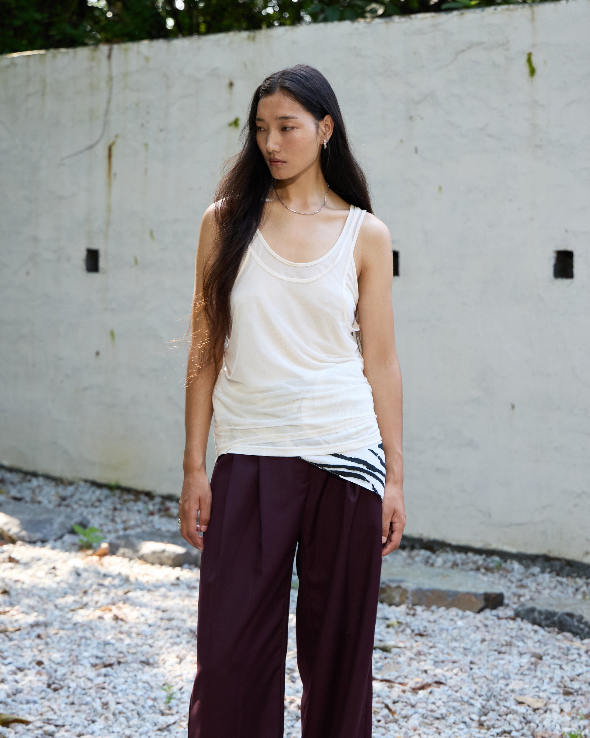 LAYERED VIEL TANK