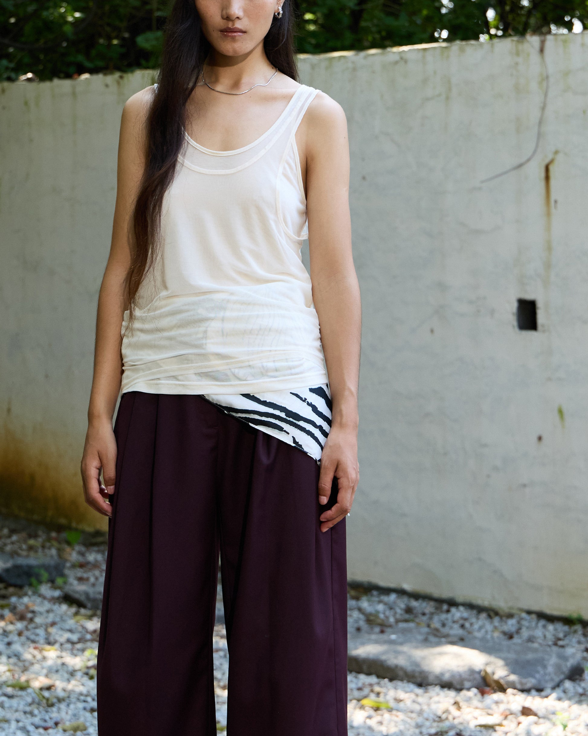 LAYERED VIEL TANK