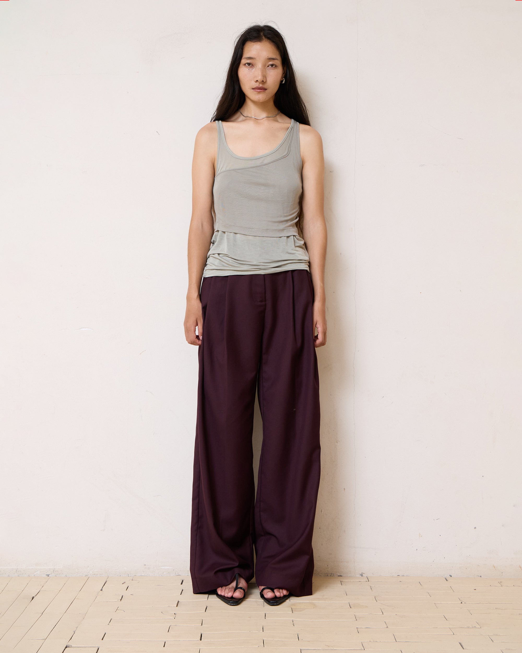 TILTED LAYERED TANK