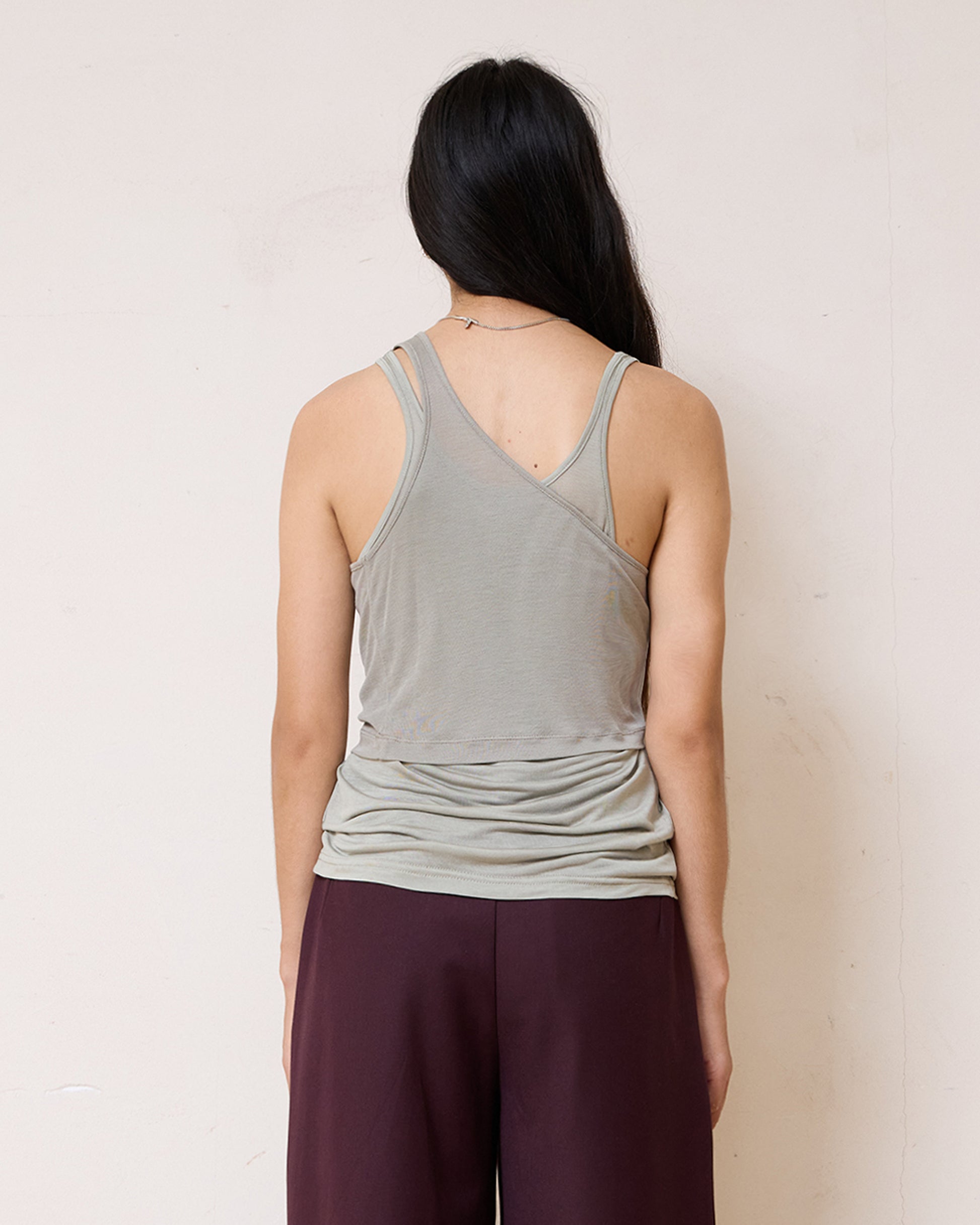 TILTED LAYERED TANK