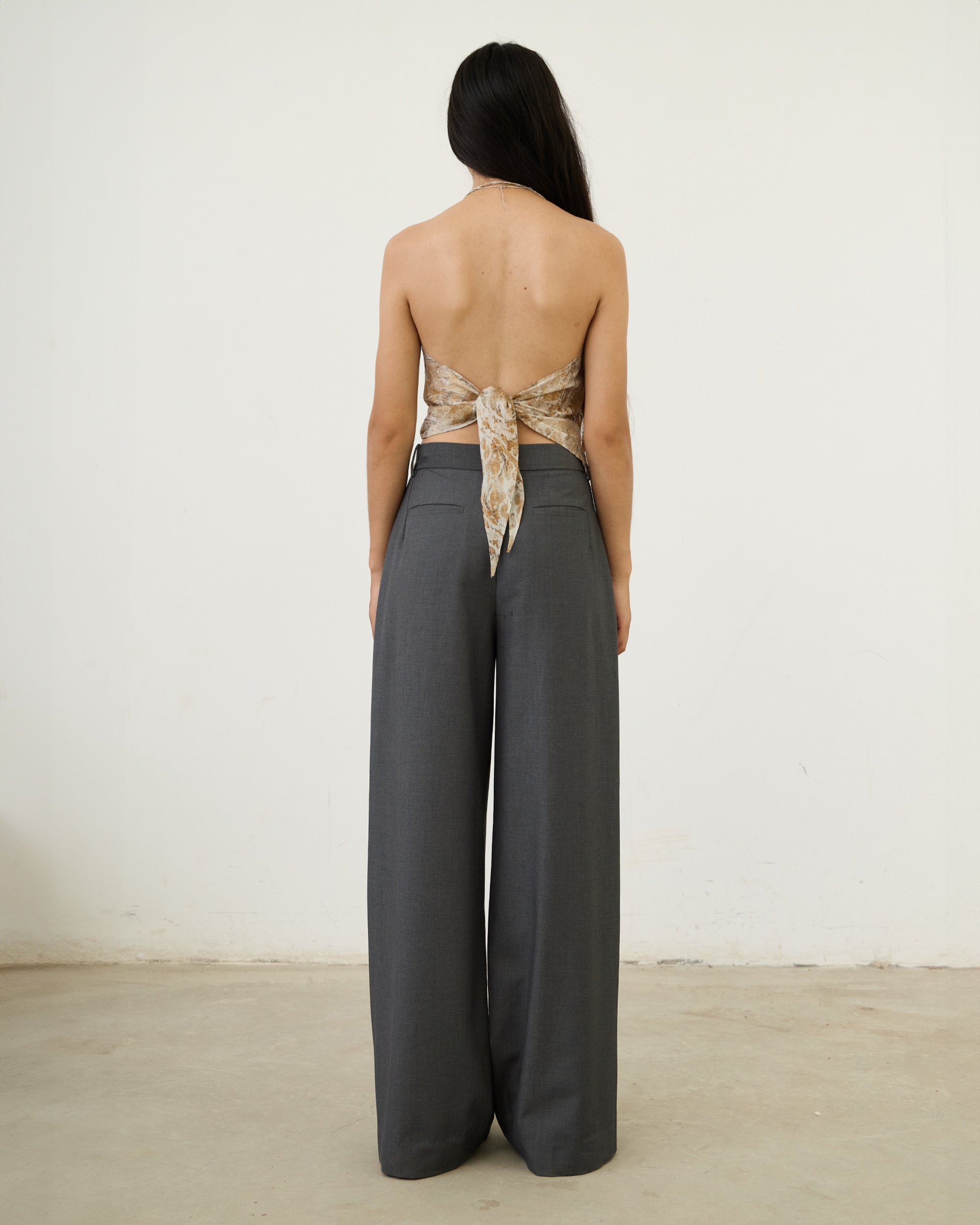SILK HALTER VEST