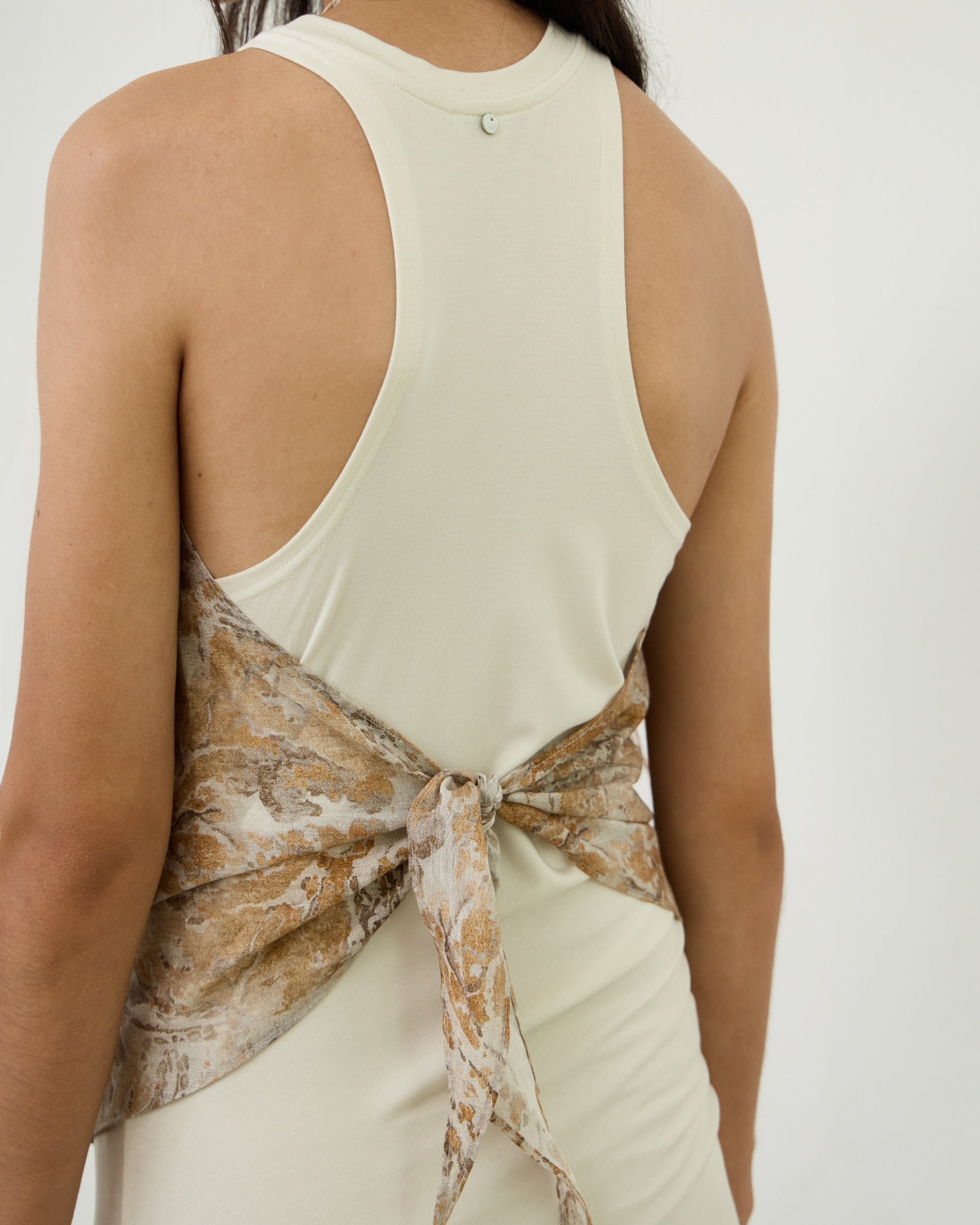 SILK HALTER VEST