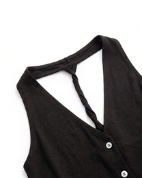 TWIST-BACK BUTTON-FRONT TANK TOP