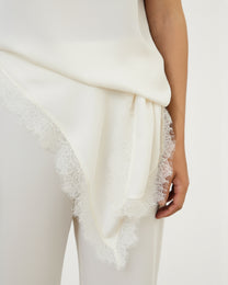 LACE ONE-SHOULDER TOP