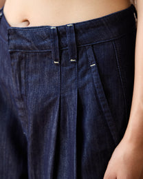 DOUBLE PLEATS TENCEL JEANS