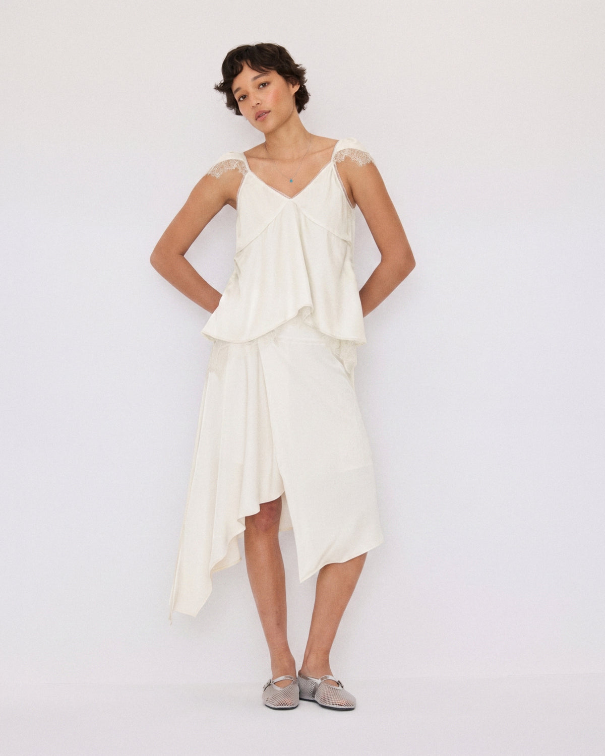 CAP SLEEVE LACE DRAWSTRING CAMI